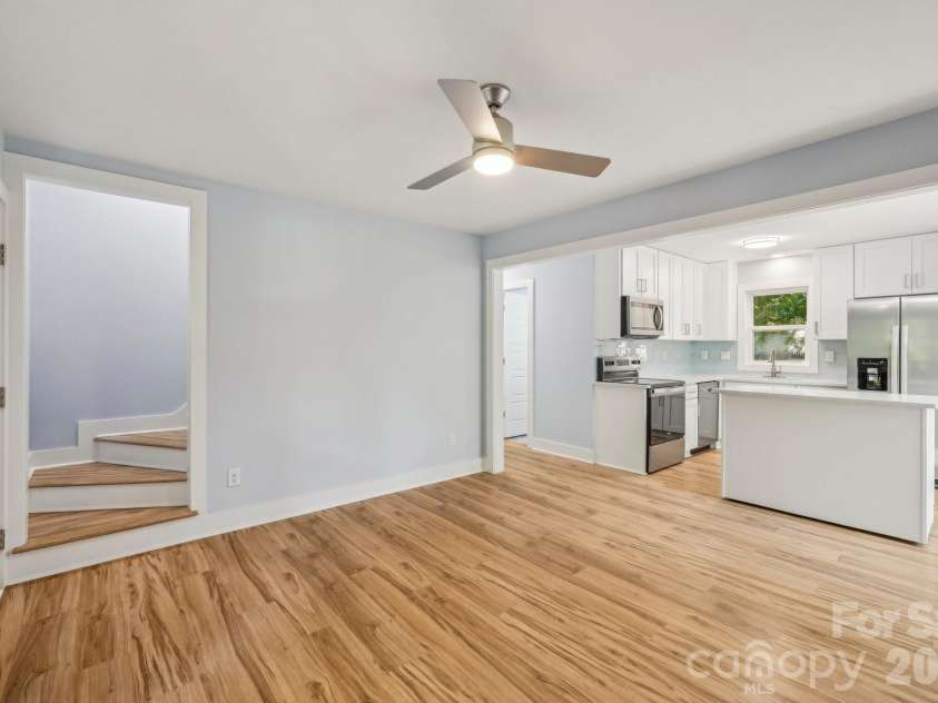 5414 Leaford Court, Charlotte, NC 28227.  MLS# CAR4368175, YatesRealty ID 12846. 