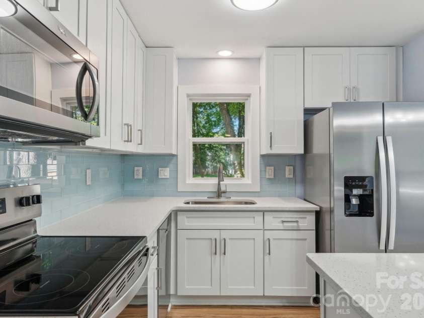 5414 Leaford Court, Charlotte, NC 28227.  MLS# CAR4368175, YatesRealty ID 12846. 