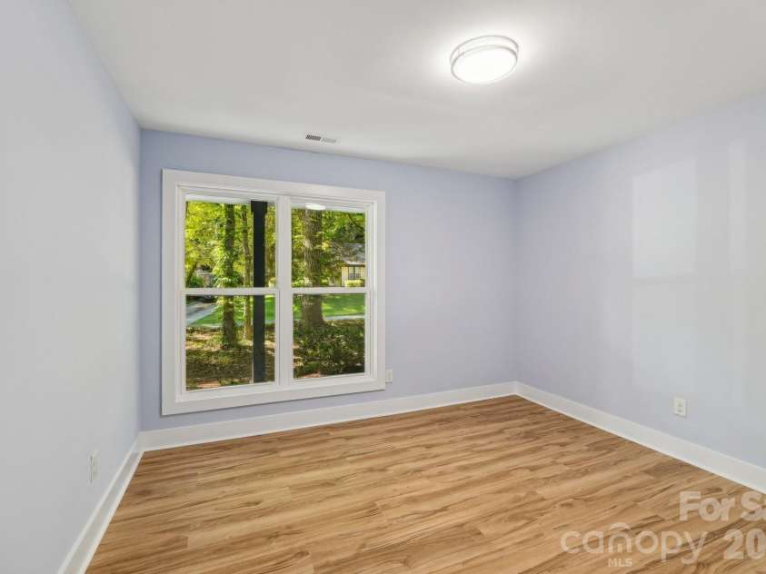 5414 Leaford Court, Charlotte, NC 28227.  MLS# CAR4368175, YatesRealty ID 12846. 