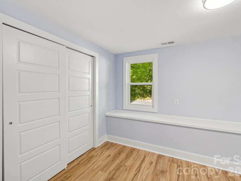 5414 Leaford Court, Charlotte, NC 28227.  MLS# CAR4368175, YatesRealty ID 12846. 