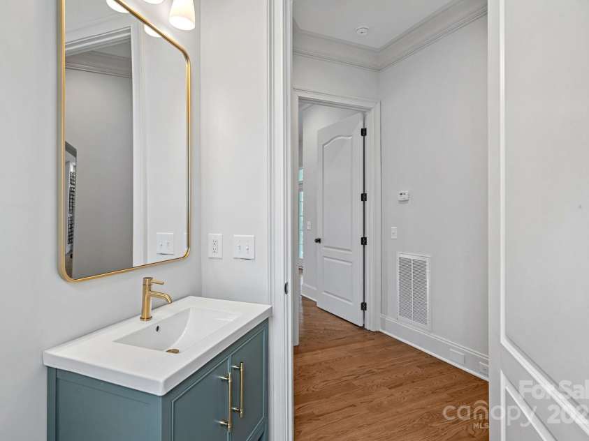 357 Magnolia Street, Davidson, NC 28036.  MLS# CAR4219539, YatesRealty ID 12847. 1/2 Bath on Main