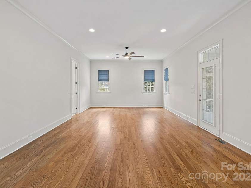 357 Magnolia Street, Davidson, NC 28036.  MLS# CAR4219539, YatesRealty ID 12847. Primary Bedroom