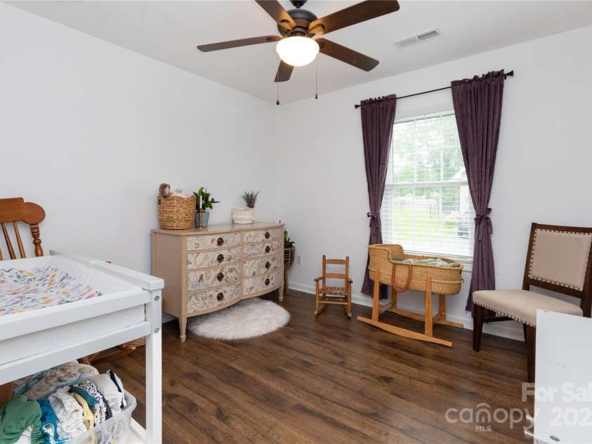 28 Trillium Meadows Lane, Hendersonville, NC 28792.  MLS# CAR4258444, YatesRealty ID 12849. Bedroom