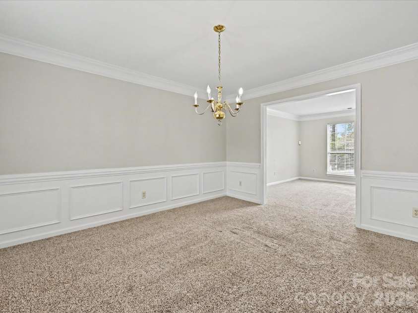 2800 Pearwood Court, Matthews, NC 28105.  MLS# CAR4363874, YatesRealty ID 12849. 