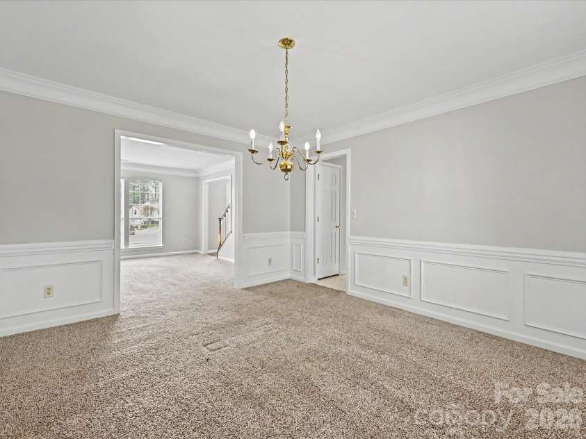 2800 Pearwood Court, Matthews, NC 28105.  MLS# CAR4363874, YatesRealty ID 12849. 
