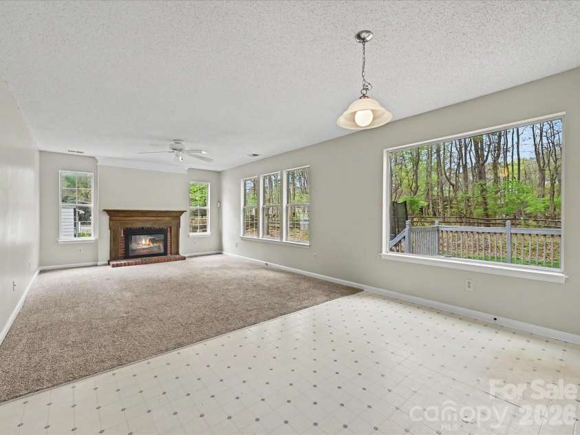 2800 Pearwood Court, Matthews, NC 28105.  MLS# CAR4363874, YatesRealty ID 12849. 
