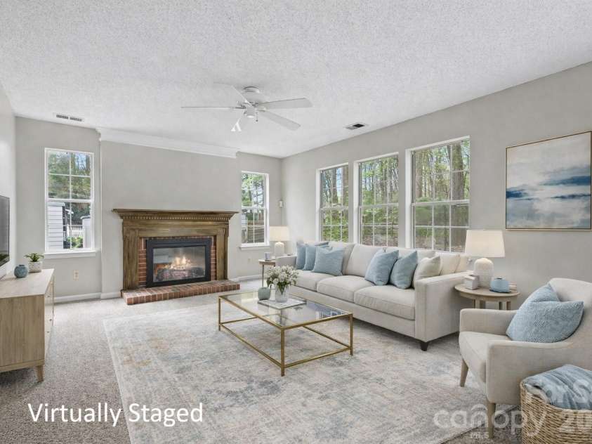 2800 Pearwood Court, Matthews, NC 28105.  MLS# CAR4363874, YatesRealty ID 12849. 