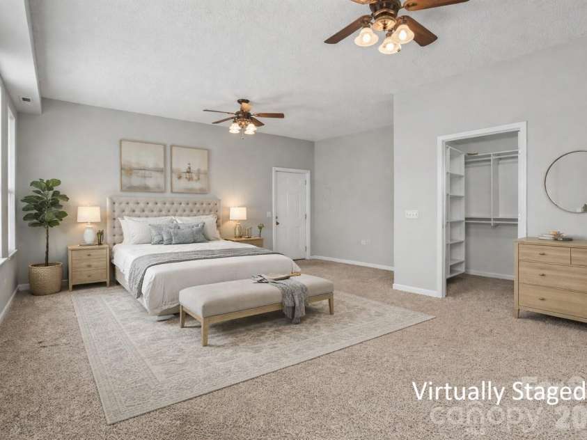 2800 Pearwood Court, Matthews, NC 28105.  MLS# CAR4363874, YatesRealty ID 12849. 