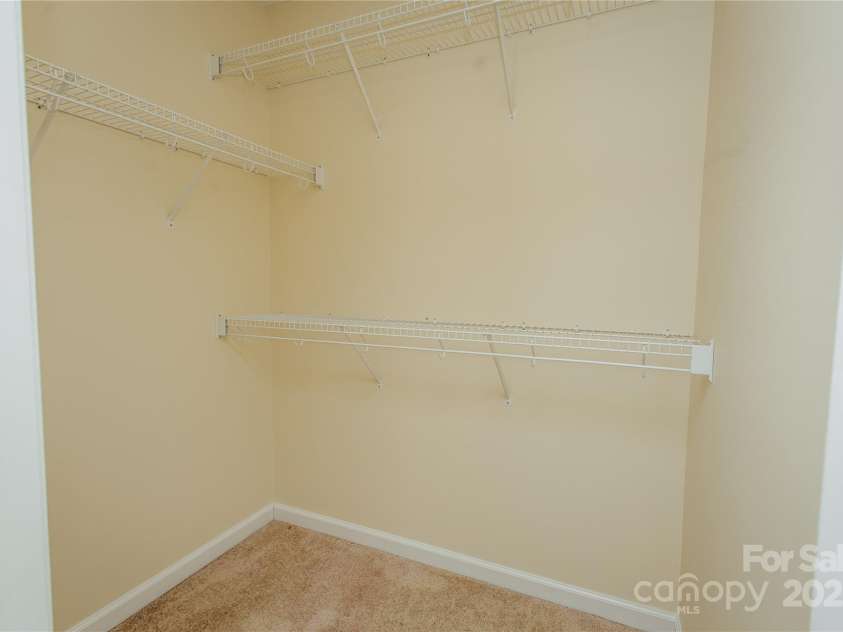 207 Lakeview Drive, Marion, NC 28752.  MLS# CAR4255488, YatesRealty ID 1285. 