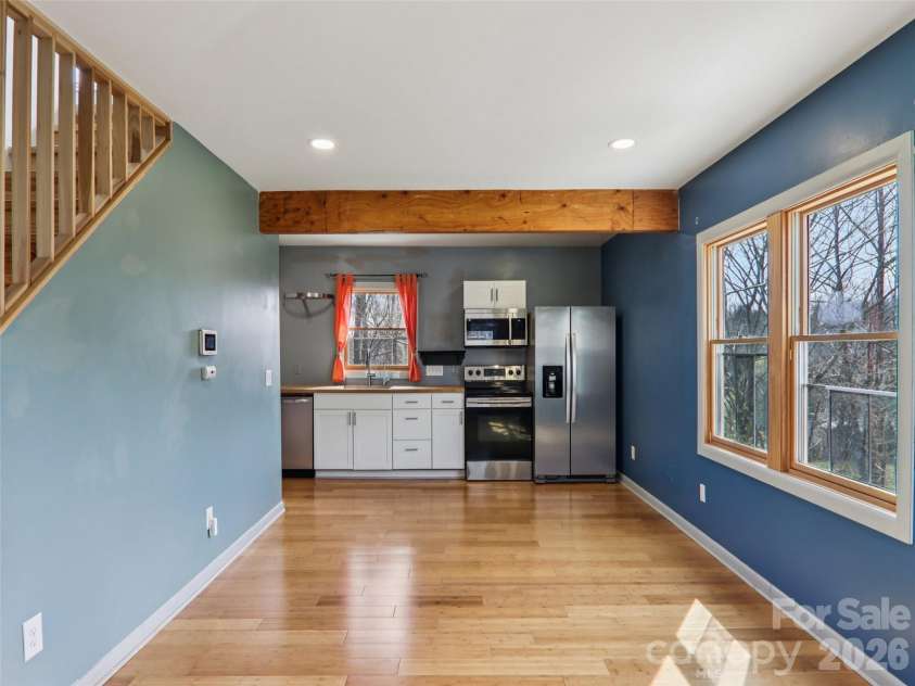 15 Merion Drive, Asheville, NC 28806.  MLS# CAR4361227, YatesRealty ID 12850. 