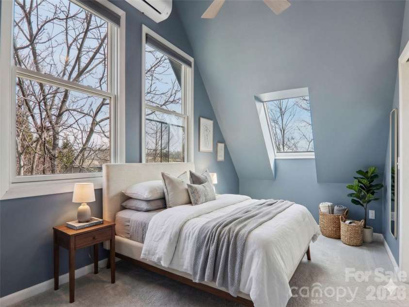 15 Merion Drive, Asheville, NC 28806.  MLS# CAR4361227, YatesRealty ID 12850. Virtually Staged