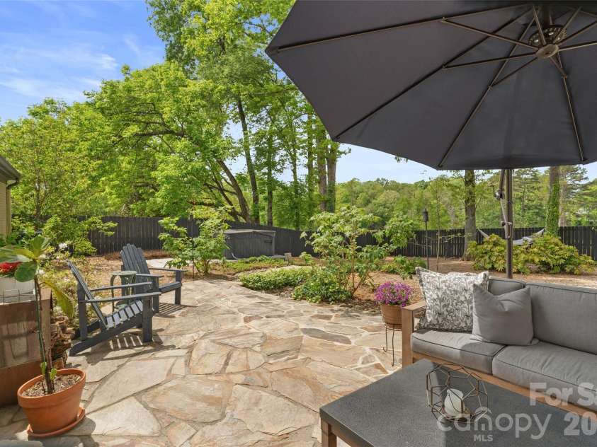 4400 Woods End Lane, Charlotte, NC 28277.  MLS# CAR4366467, YatesRealty ID 12852. Rear Patio