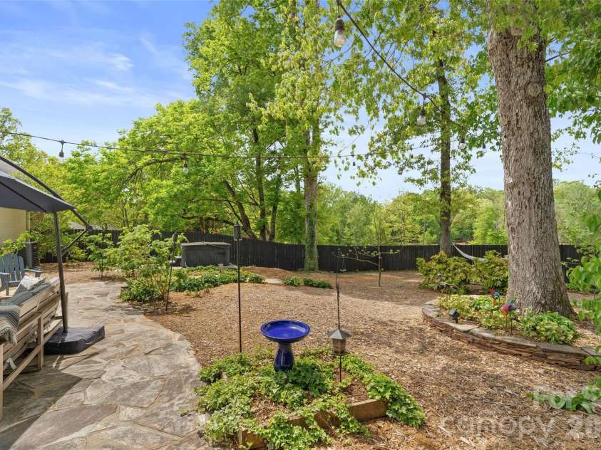 4400 Woods End Lane, Charlotte, NC 28277.  MLS# CAR4366467, YatesRealty ID 12852. Rear Yard