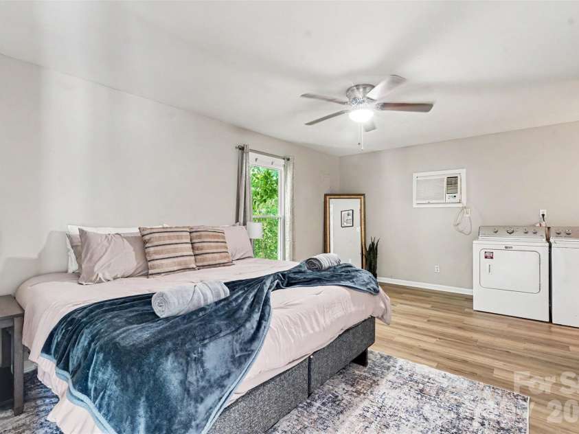 270/272 Spring Street, Concord, NC 28025.  MLS# CAR4360145, YatesRealty ID 12853. 