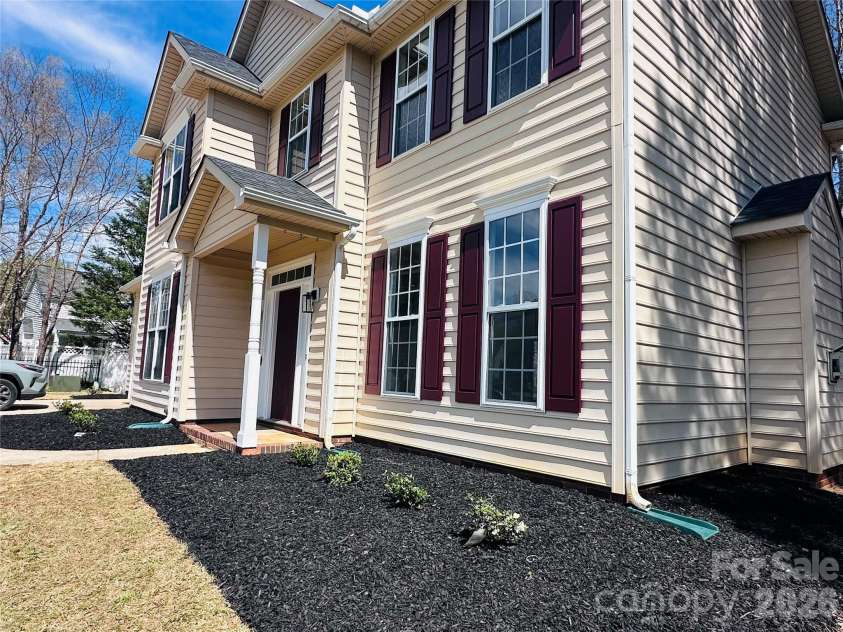 3804 Lincoln Court, Indian Trail, NC 28079.  MLS# CAR4359519, YatesRealty ID 12856. 