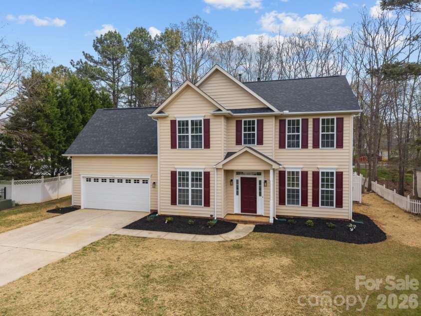 3804 Lincoln Court, Indian Trail, NC 28079.  MLS# CAR4359519, YatesRealty ID 12856. 