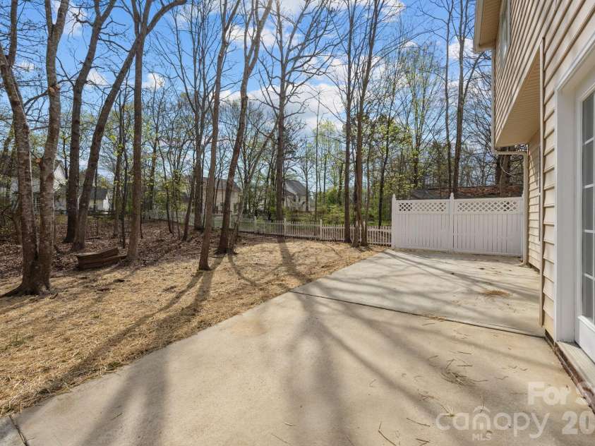 3804 Lincoln Court, Indian Trail, NC 28079.  MLS# CAR4359519, YatesRealty ID 12856. 