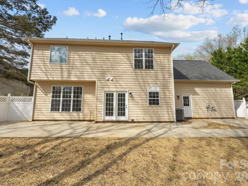 3804 Lincoln Court, Indian Trail, NC 28079.  MLS# CAR4359519, YatesRealty ID 12856. 