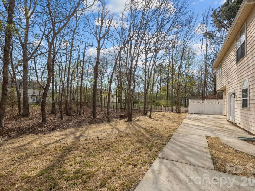 3804 Lincoln Court, Indian Trail, NC 28079.  MLS# CAR4359519, YatesRealty ID 12856. 
