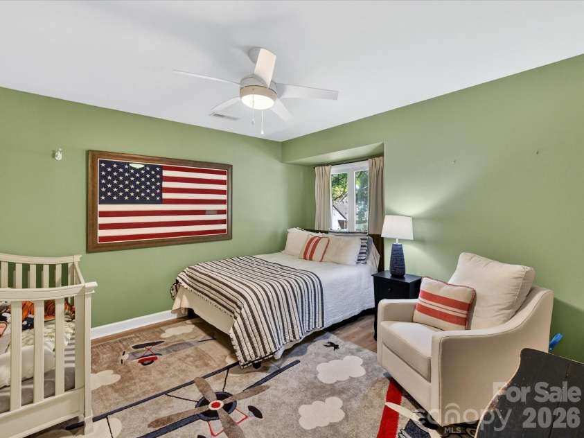 6712 Paces Ferry Lane, Charlotte, NC 28226.  MLS# CAR4369684, YatesRealty ID 12858. 