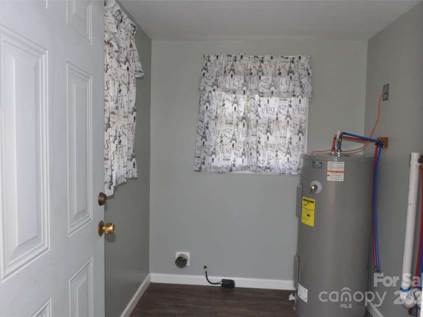 538 Pinckney Road, Chester, SC 29706.  MLS# CAR4316205, YatesRealty ID 1286. 