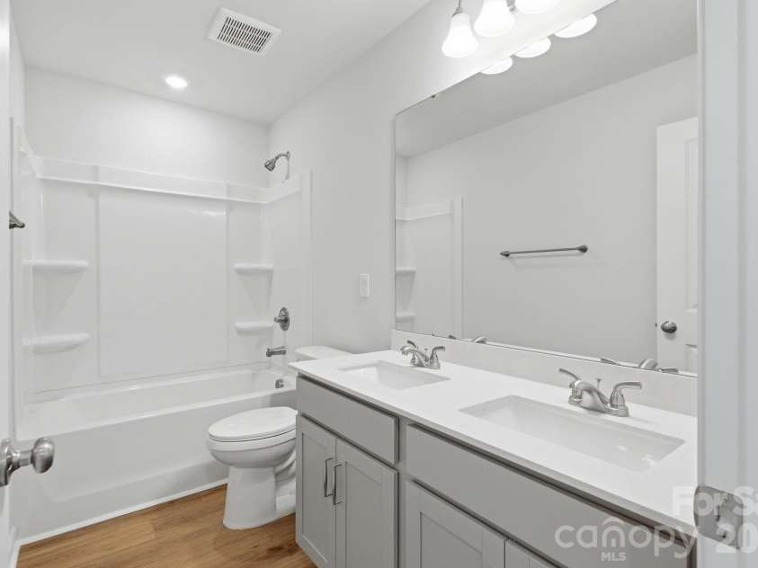 1641 Piper Creek Avenue, Newton, NC 28658.  MLS# CAR4333408, YatesRealty ID 12861. 
