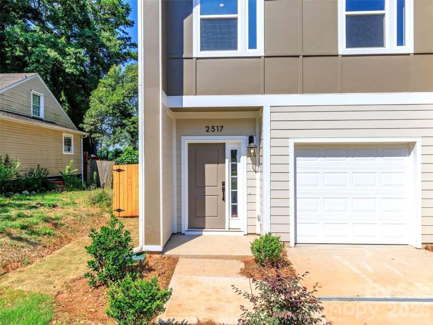 2517 Elon Street, Charlotte, NC 28208.  MLS# CAR4361244, YatesRealty ID 12862. 