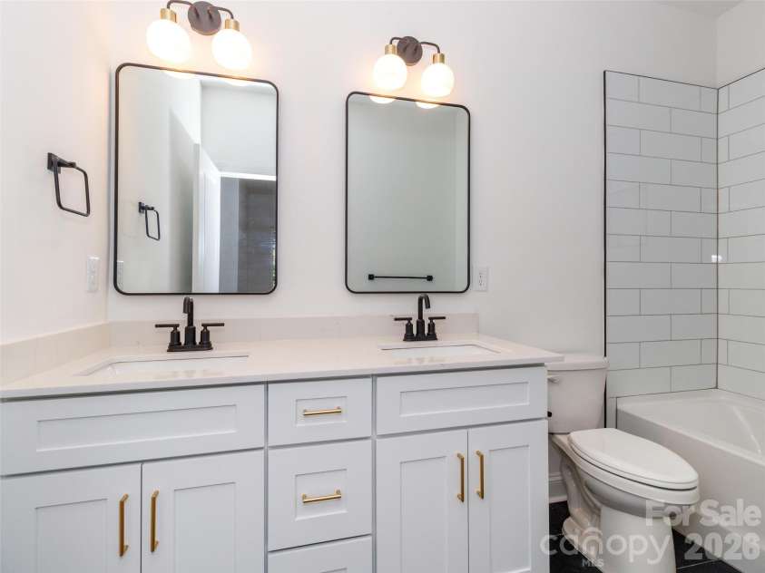 2517 Elon Street, Charlotte, NC 28208.  MLS# CAR4361244, YatesRealty ID 12862. 