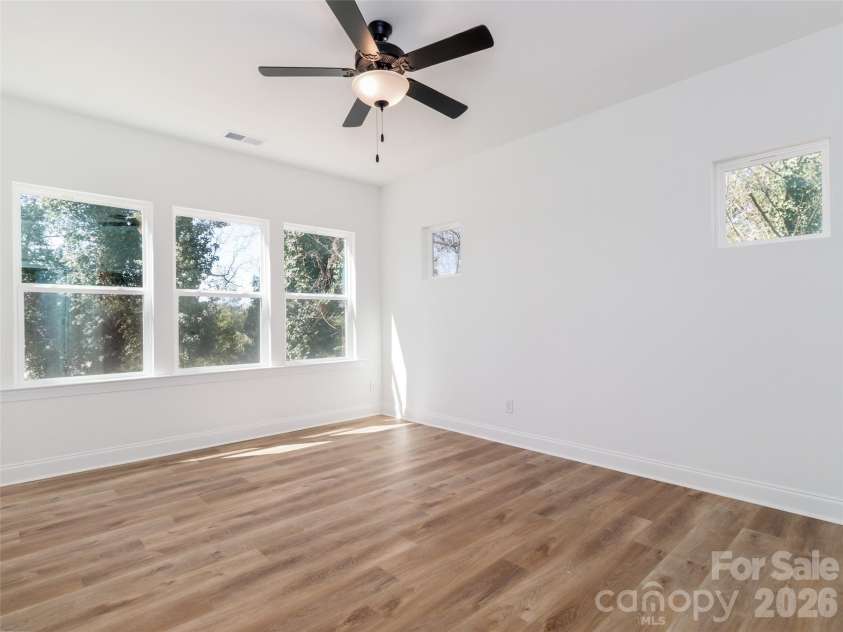 2517 Elon Street, Charlotte, NC 28208.  MLS# CAR4361244, YatesRealty ID 12862. 