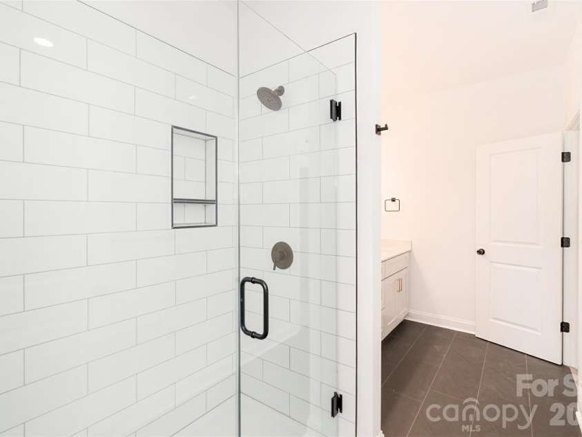 2517 Elon Street, Charlotte, NC 28208.  MLS# CAR4361244, YatesRealty ID 12862. 
