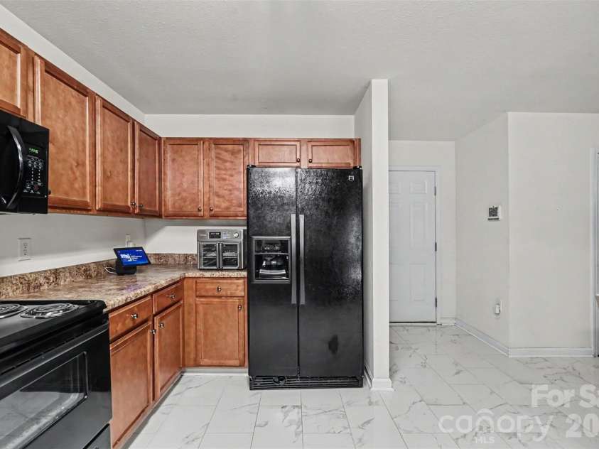 8920 Red Clay Lane, Charlotte, NC 28269.  MLS# CAR4403111, YatesRealty ID 12868. 