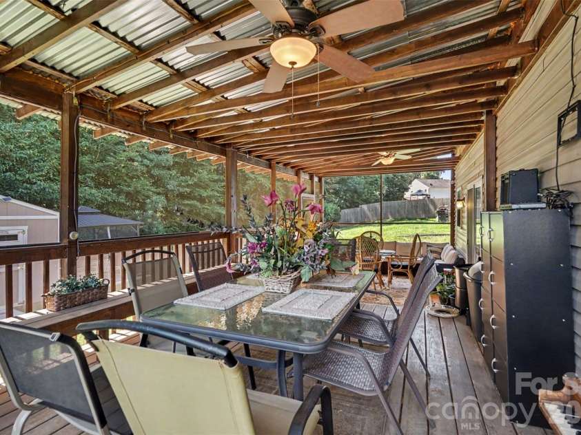 8920 Red Clay Lane, Charlotte, NC 28269.  MLS# CAR4403111, YatesRealty ID 12868. 