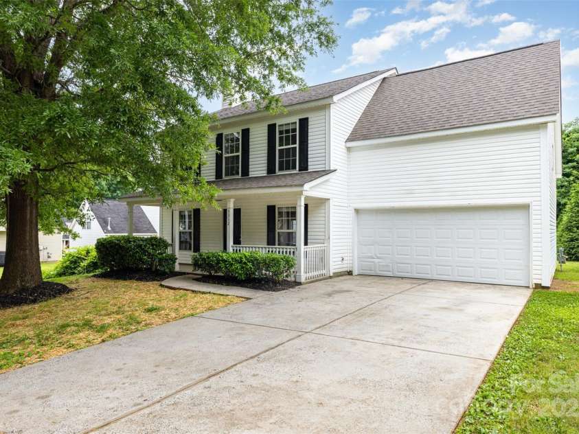 3312 James Road, Charlotte, NC 28215.  MLS# CAR4257172, YatesRealty ID 12869. 