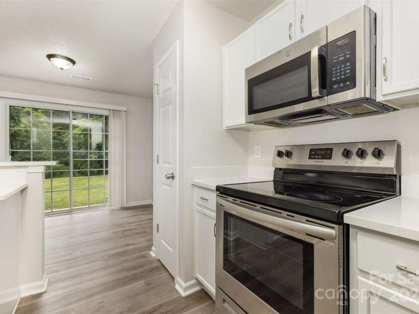 3312 James Road, Charlotte, NC 28215.  MLS# CAR4257172, YatesRealty ID 12869. 