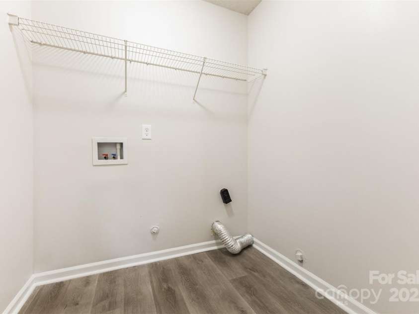 3312 James Road, Charlotte, NC 28215.  MLS# CAR4257172, YatesRealty ID 12869. 