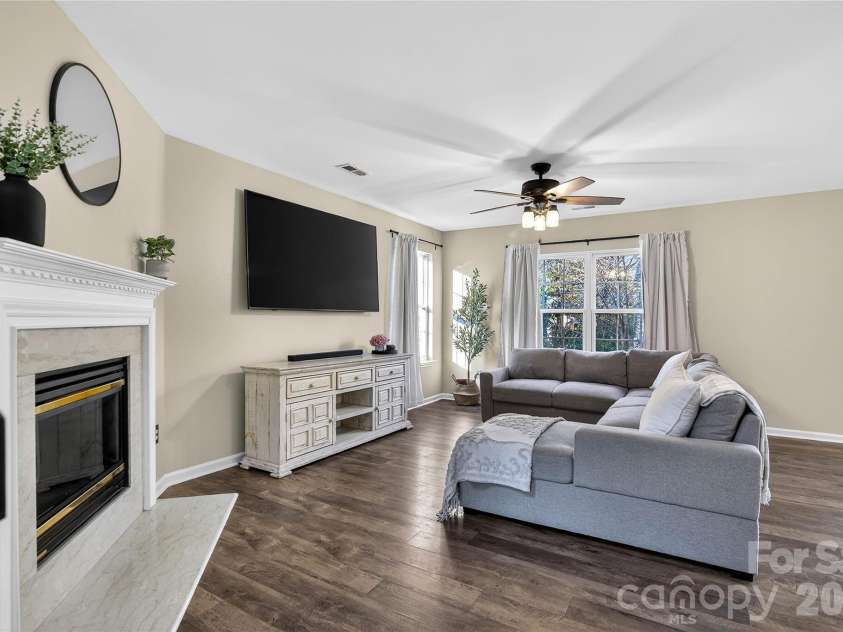 8704 Laurel Run Drive, Charlotte, NC 28269.  MLS# CAR4351179, YatesRealty ID 12869. 