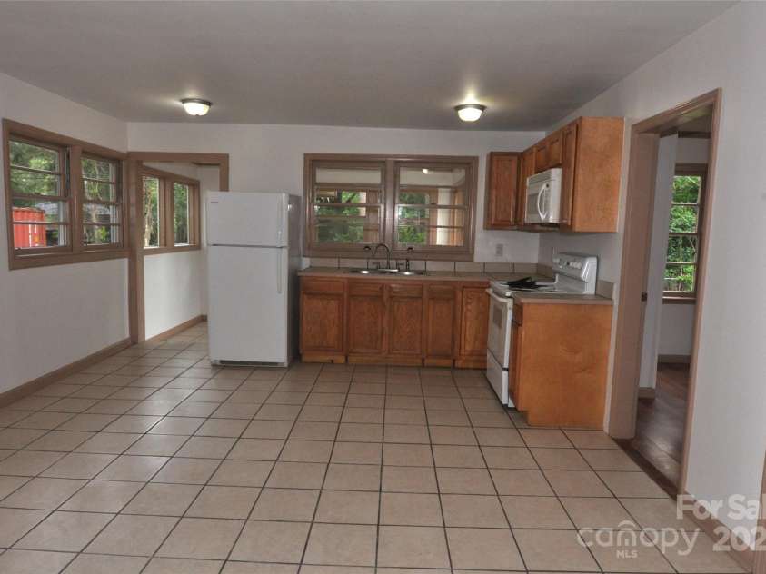 510 Gage Street, Chester, SC 29706.  MLS# CAR4292282, YatesRealty ID 1287. 