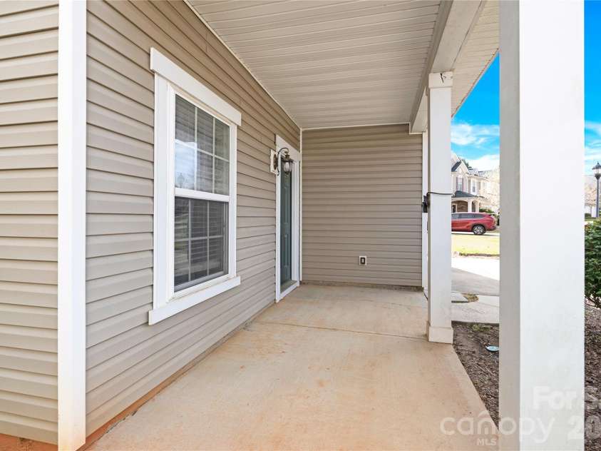 9812 Rocky Ford Club Road, Charlotte, NC 28269.  MLS# CAR4358727, YatesRealty ID 12870. 