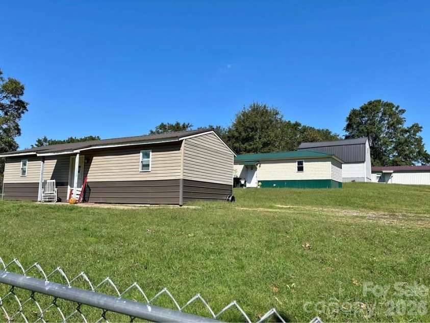 181 Sandy Hill Drive, Forest City, NC 28043.  MLS# CAR4365160, YatesRealty ID 12871. 