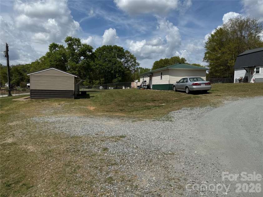 181 Sandy Hill Drive, Forest City, NC 28043.  MLS# CAR4365160, YatesRealty ID 12871. 