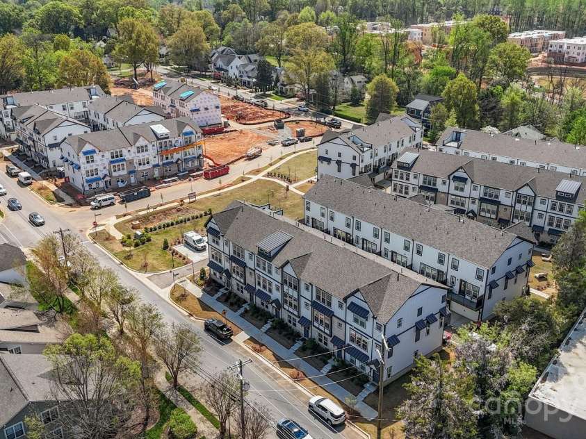 312 Catawba Avenue, Davidson, NC 28036.  MLS# CAR4259115, YatesRealty ID 12871. Parkside Commons Community Aerial View
