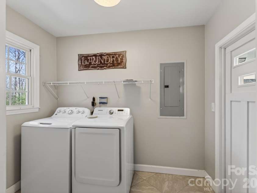 10117 Lancaster Highway, Waxhaw, NC 28173.  MLS# CAR4366573, YatesRealty ID 12872. 