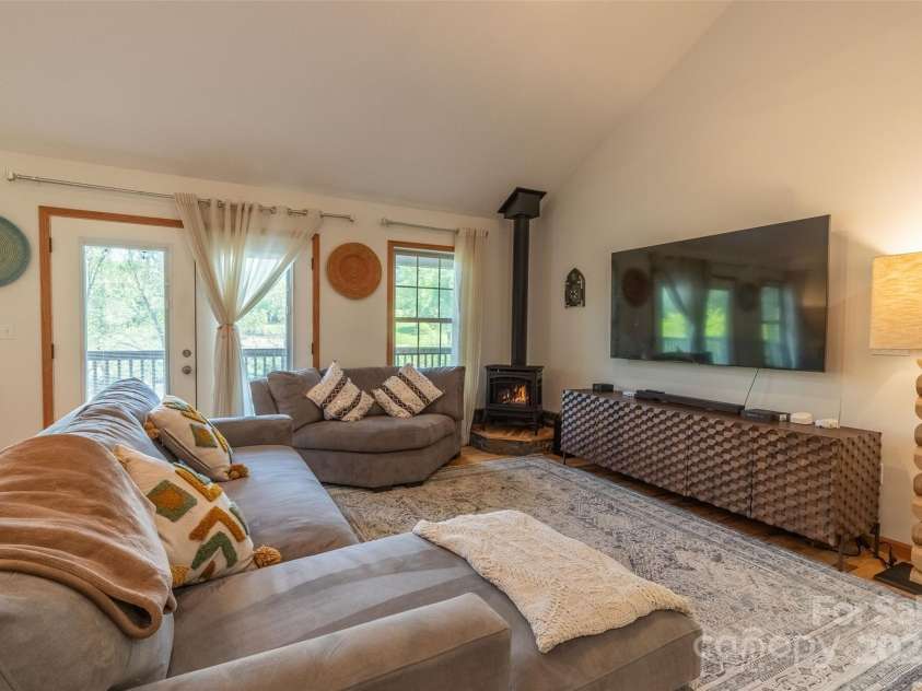 980 South River Road, Sylva, NC 28779.  MLS# CAR4256490, YatesRealty ID 12872. 