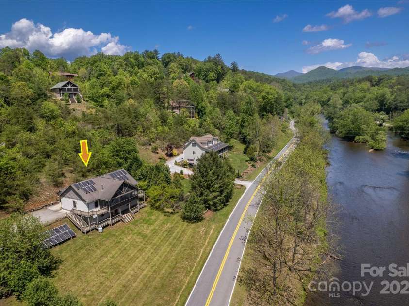 980 South River Road, Sylva, NC 28779.  MLS# CAR4256490, YatesRealty ID 12872. 