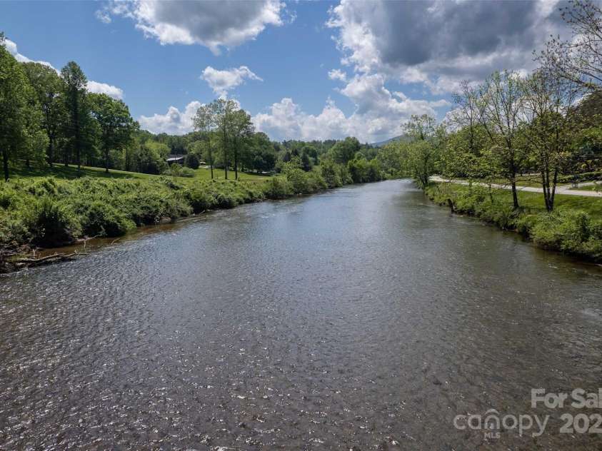 980 South River Road, Sylva, NC 28779.  MLS# CAR4256490, YatesRealty ID 12872. 