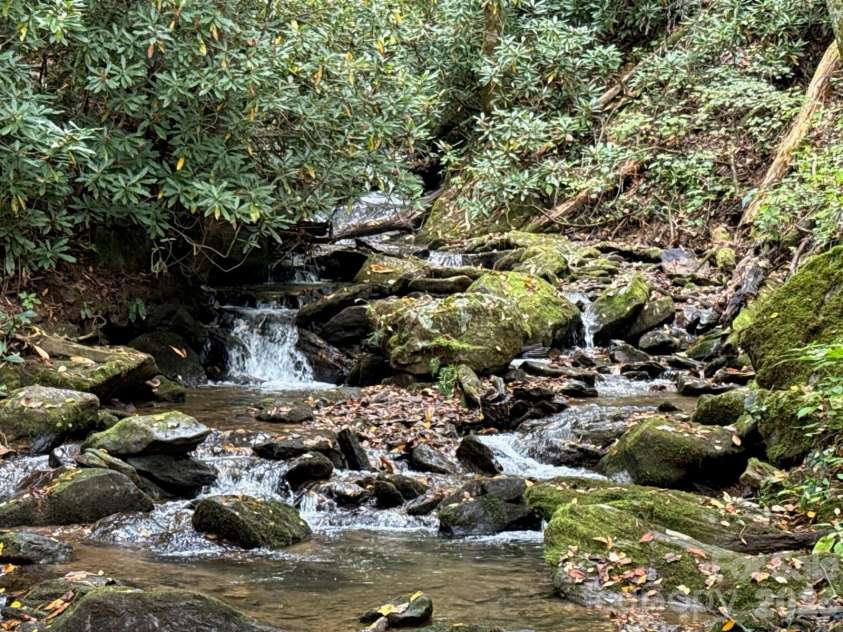 226 Wildcat Mountain Trail, Sylva, NC 28779.  MLS# CAR4284312, YatesRealty ID 12873. Bold Creek close to home
