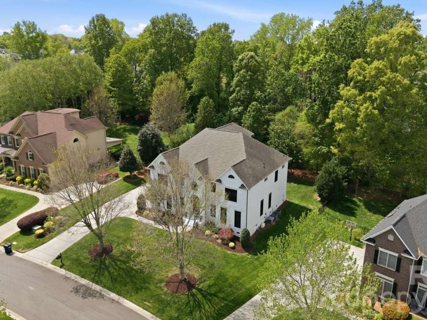 26211 Camden Woods Drive, Fort Mill, SC 29707.  MLS# CAR4368420, YatesRealty ID 12874. 