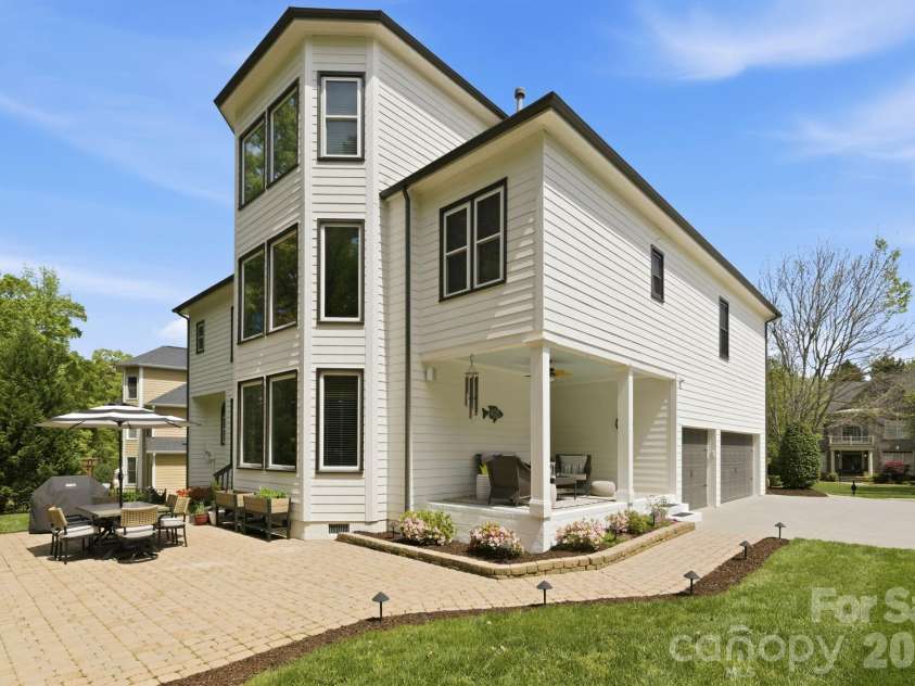 26211 Camden Woods Drive, Fort Mill, SC 29707.  MLS# CAR4368420, YatesRealty ID 12874. 
