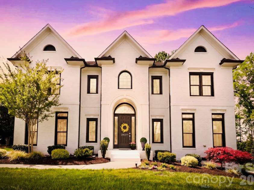26211 Camden Woods Drive, Fort Mill, SC 29707.  MLS# CAR4368420, YatesRealty ID 12874. 