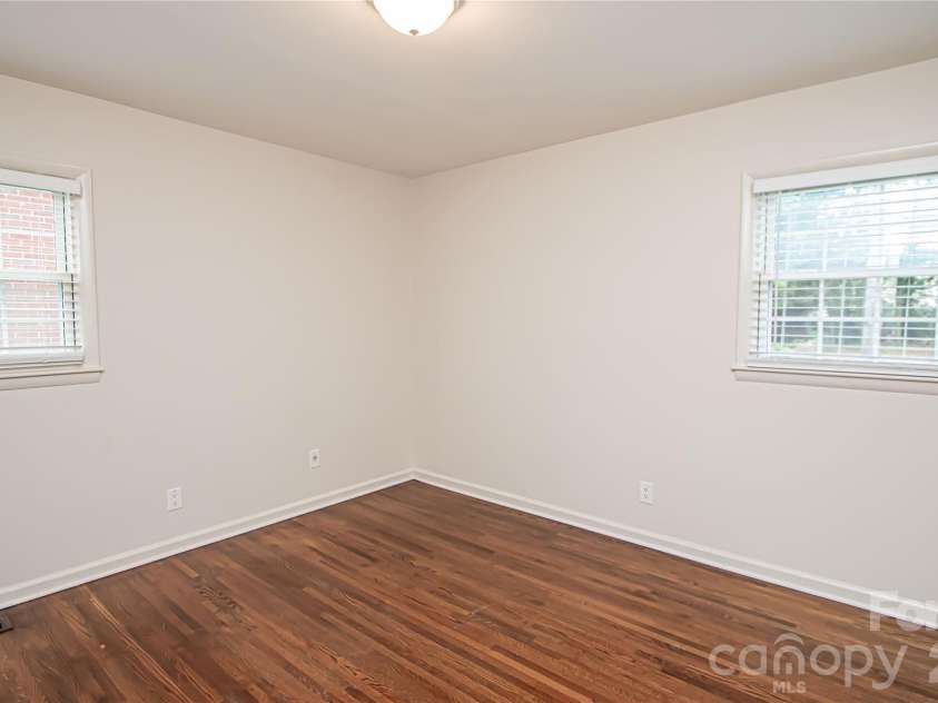 1741 Dallas Avenue, Charlotte, NC 28205.  MLS# CAR4320346, YatesRealty ID 12875. 